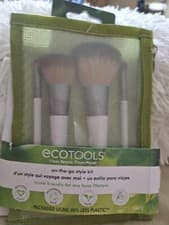 Image of ECOTOOLS On-The-Go Style Kit in Travel Bag 4 Piece Set
