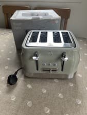 Image of Swan ST19029GRY Retro 4 Slice Toaster Grey 1860W Defrost Reheat