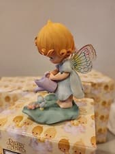 Image of 2001 Precious Moments Fairy Figurine Watercan w/Keepsake Bag BEAUTY #952974