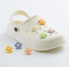 Image of CUTE FLOWER SHOE CHARMS