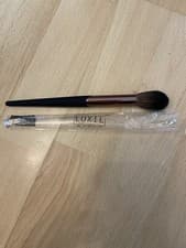 Image of Luxie 737 Tapered Highlighting Make Up Brush Blusher Bronzer