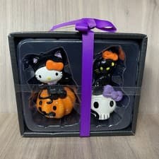 Image of Hello Kitty Halloween Salt and Pepper Shakers Pumpkin and Skull