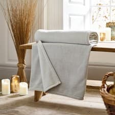 Image of Deyongs Snuggle Touch Solid Colour Plain Throws, 140 x 180cm Soft Fleece Blanket