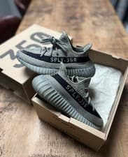 Image of Adidas Yeezy 350 V2 Granite Grey Black UK 3.5 - New In Box - Worldwide Ship 💨🐘