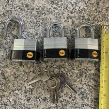 Image of YALE 3 PACK OF PADLOCKS KEYED ALIKE LAMINATED TRIPLE PACK Y125/40 40mm