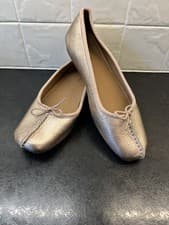 Image of CLARKS LADIES FRECKLE ICE LEATHER SHOES SIZE 4. BRAND NEW. RRP £55.00.