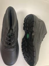 Image of New Safety boots size 10 box included