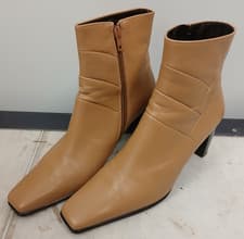 Image of Gabor Caramel Leather Size 6 Heeled Ankle Boots, RRP £79. BNIB