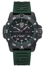 Image of Luminox Men's Dive Watch Master Carbon Seal Limited Edition Green In XS.3877