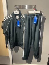 Image of Adidas ADICOLOR CLASSICS SST Tracksuit - Jacket And Bottoms - Size Small - Green