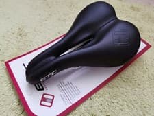 Image of ETC WOMENS LEISURE SADDLE - memory foam - 250mm long - black - calibrated rails