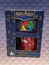 Image of Harry Potter Mug and Socks Set Hogwarts Crest Design Ceramic Cup Gift Boxed
