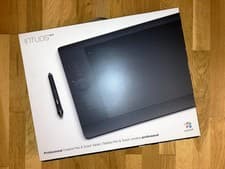 Image of Wacom Intuos Pro Large Bluetooth Graphics Tablet - Black (PTH-851)- NEW