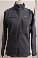 Image of Berghaus Ghlas 2.0 Mens Softshell Jacket Hiking & Outdoors Black size uk S