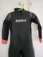 Image of Zone 3 Aspect Kids Wetsuit Size S. New with tag