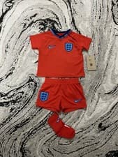Image of England Away Full Football Kit BNWT Size 6-9 Months Old DN0900-600