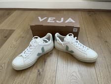 Image of Veja Campo White Leather Trainers Matcha Green Trim Sz UK 5 EU 38 BNIB
