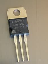 Image of 26 x ST MICROELECTRONICS L78S24CV Linear Voltage Regulator 24V/2A TO220