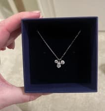 Image of Swarovski Pendant Necklace – Excellent Condition