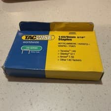 Image of Opened Pack Of 2000 Galvanised Staples 140/8mm - Almost Full Box