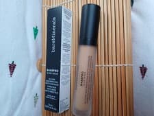 Image of BAREMINERALS BAREPRO 16HR WEAR MATTE CONCEALER MEDIUM 300 WARM NEW