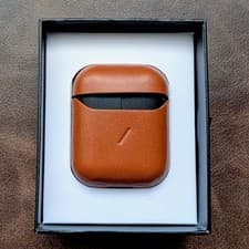 Image of NATIVE UNION Leather Case for AirPods (Gen 3)
