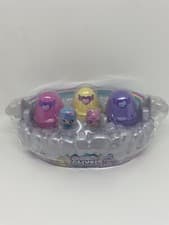 Image of HATCHIMALS Alive, Spring Basket with 6 Mini Figures, 3 Self-Hatching Eggs New