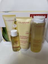 Image of Clarins Cleansing Essentials Gift Set Normal to Dry Skin - Brand New in Box