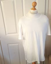 Image of LACOSTE CLASSIC WHITE T-SHIRT SIZE 7/XXL/48" NEW