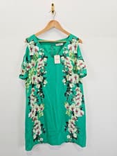 Image of BNWT Oasis Green Floral Cut Out Sleeve Dress Size 16
