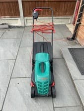 Image of Bosch Rotak 320 Er Push Lawn Mower