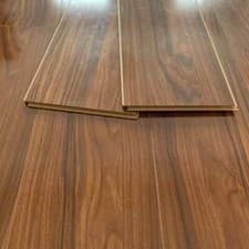 Image of High Gloss Bourbon 8mm Laminate Flooring "A5 SAMPLE"