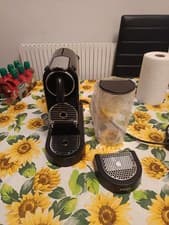 Image of Nespresso Citiz D113 Black Coffee Machine Pod Capsules