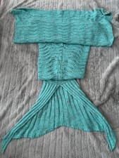 Image of Mermaid Tail Blanket Turquoise Knitted Throw Blanket In Great Condition