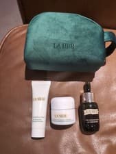 Image of Creme De La Mer Luxury Gift Set Moisturising Cream, Concentrate & Cleansing Foam