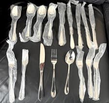 Image of VINERS CUTLERY SET - 17 PIECES