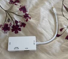 Image of StarTech MDP2VGDVHD - Mini DisplayPort to VGA / DVI / HDMI Adapter 3-in 1 Used