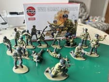 Image of Airfix 1/32 German Paratroops Painted