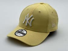 Image of New Era 9Forty Cap New York Yankees League Essential Yellow 12392709