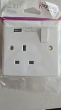 Image of Knightsbridge 13A 1G Switched Socket with USB Charger 5V DC 2.1A