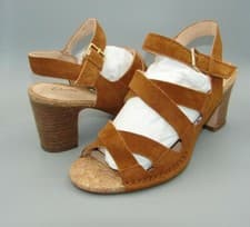 Image of "SPICED AVA"Clark's Women's/Ladies TAN SUEDE Sandals size 5.5 D. 