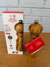 Image of Peugeot Paris Olivier Manual Pepper Mill Grinder 18cm - Olive Wood