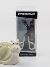 Image of TWEEZERMAN Onyx White Great Grip Lash Eyelash Curler