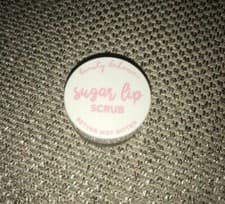 Image of BN BEAUTY BAKERIE VANILLA SUGAR LIP SCRUB - 5G !