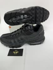Image of Nike Air Max 95 Men’s Size 8.5 Essential Triple Black  CI3705-001