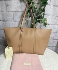 Image of 👜RADLEY BNWOT Chai “LYNTON CLOSE” Grain Leather Tote Bag RRP £239 (sale £119)
