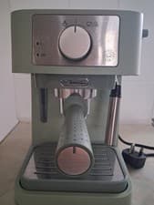 Image of De'Longhi Stilosa Manual Coffee Espresso Machine EC260CR SAGE Green