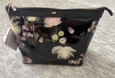 Image of Ted baker Kensington Floral Wash Bag- Large