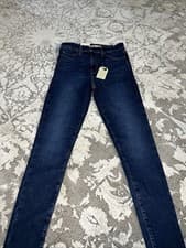 Image of 720 Levi’s High Rise Super Skinny 28x30 Brand New