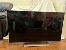 Image of Panasonic LCD TV 50" (220 - 240 V) - TX50CS520B - Black - 85W - Condition 95%